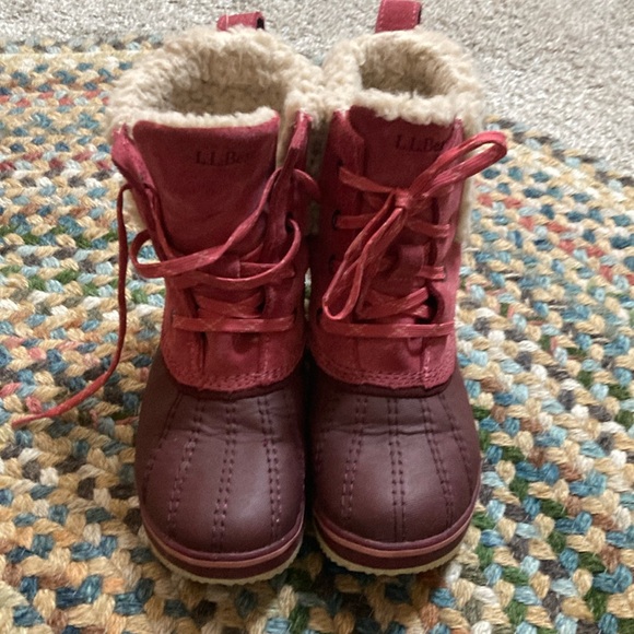 L.L. Bean Red and Brown Winter Boots - Picture 3 of 5